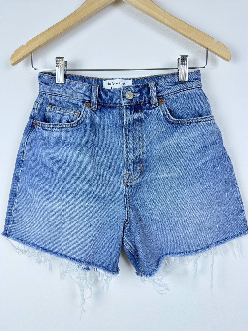 Reformation Wilder High Rise Relaxed Jean Shorts Size 24 Denim Cutoff